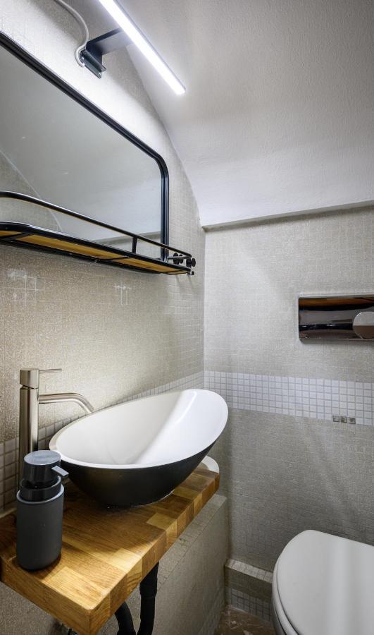 Relaxed Art Deco Maisonette Pagrati Athens Ngoại thất bức ảnh